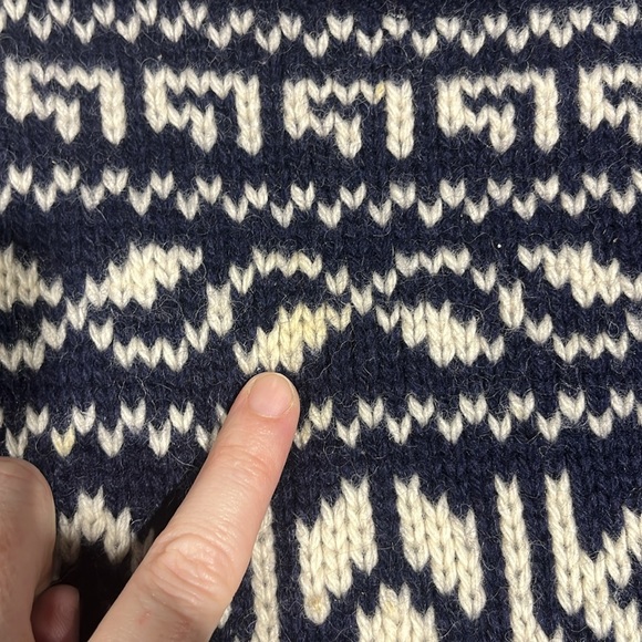 Vintage Knit Beaver Canoe Sweater - Picture 6 of 9